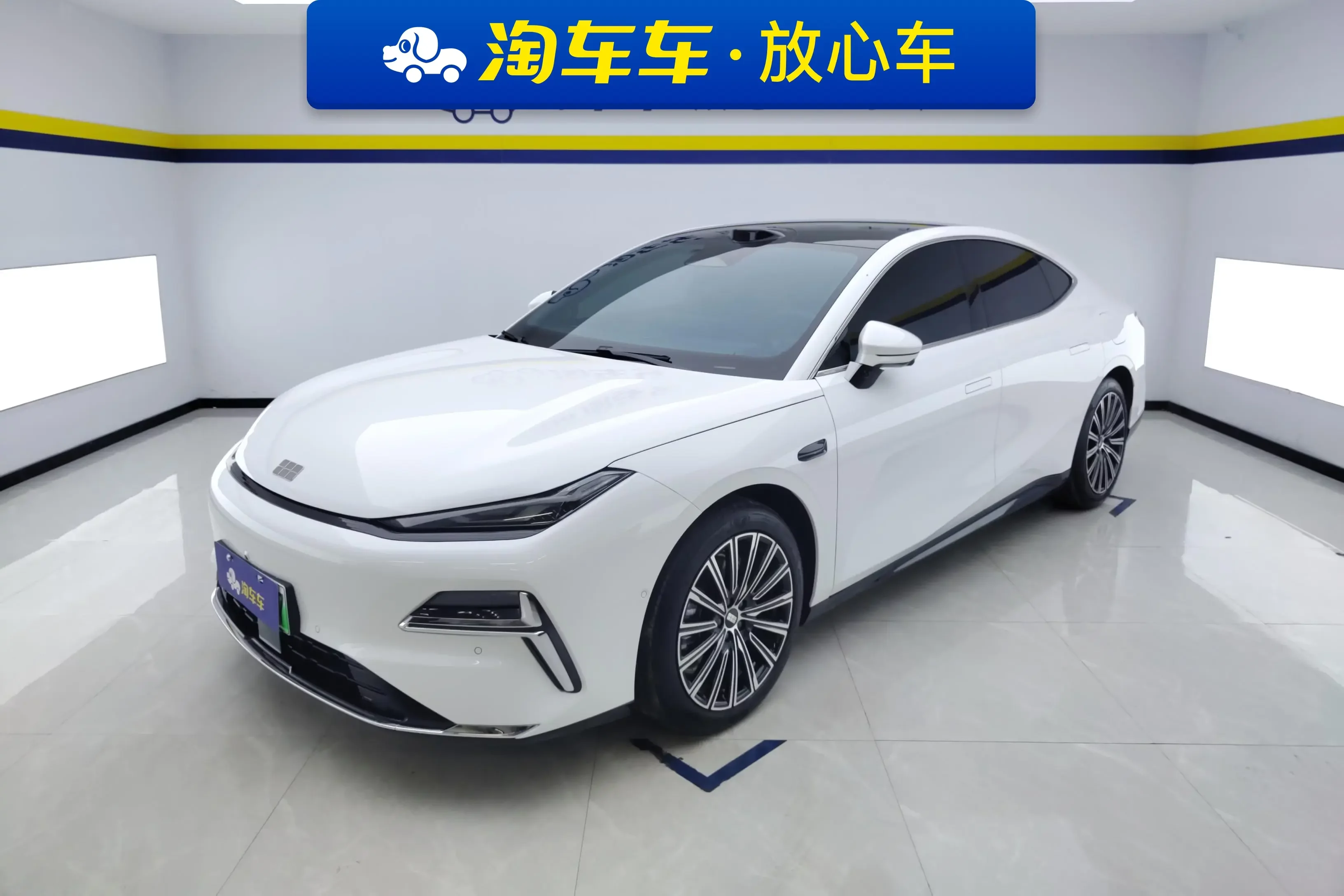 Geely Galaxy Star 8 PHEV