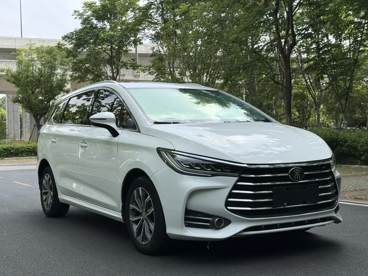 BYD Song MAX
