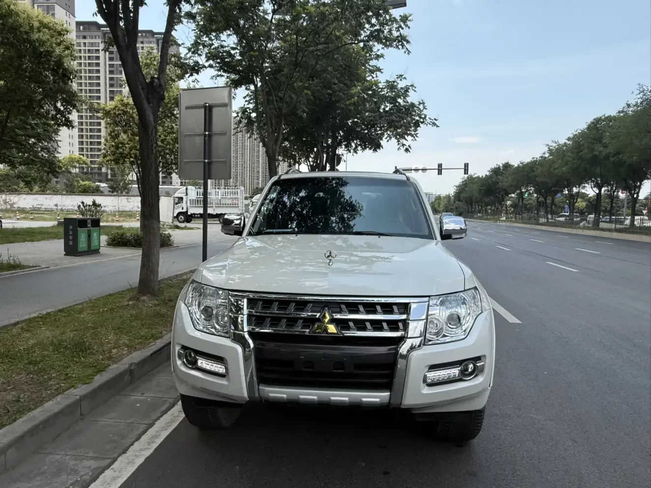 Mitsubishi Pajero  из Китая