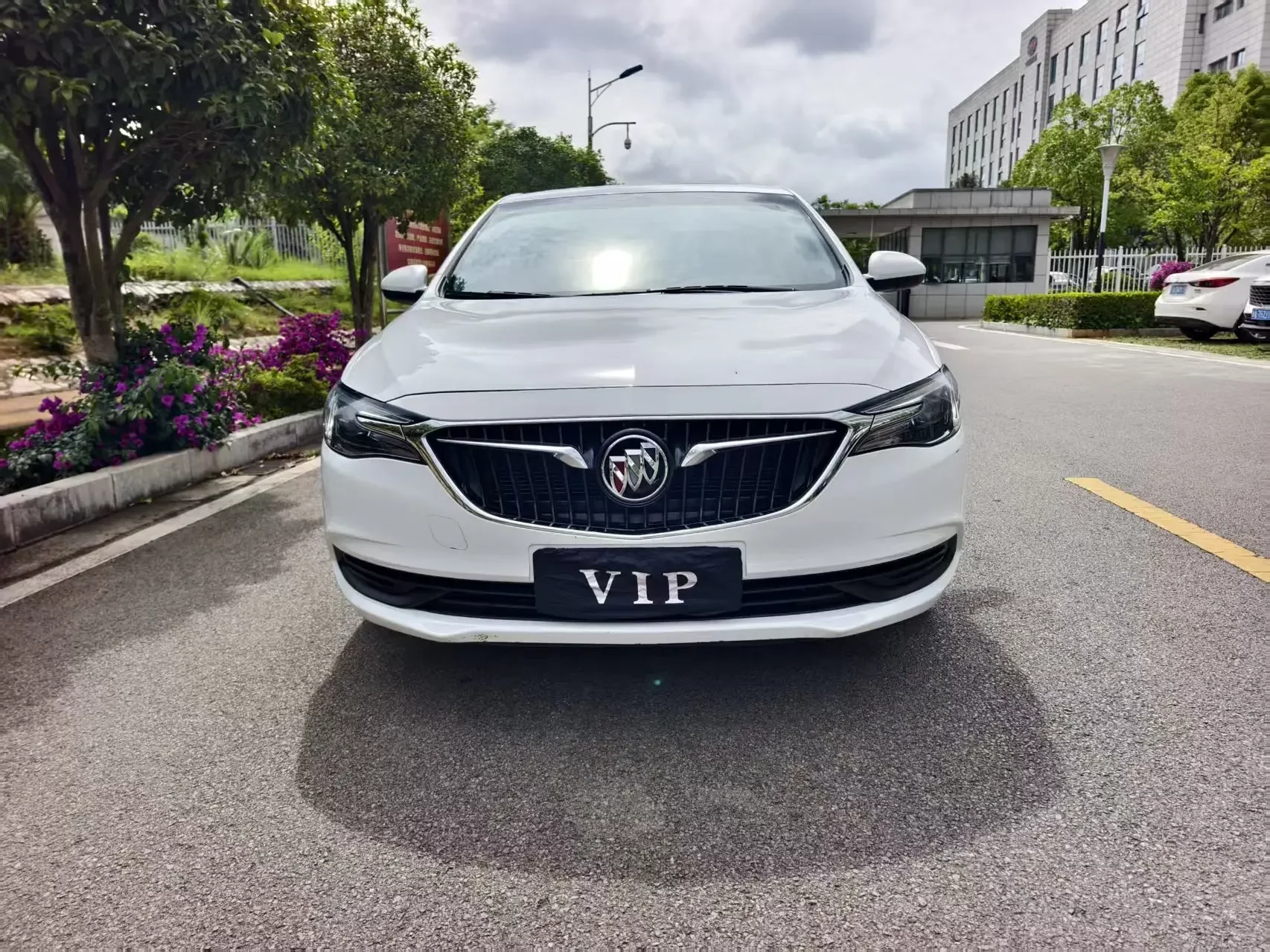 Buick Yinglang