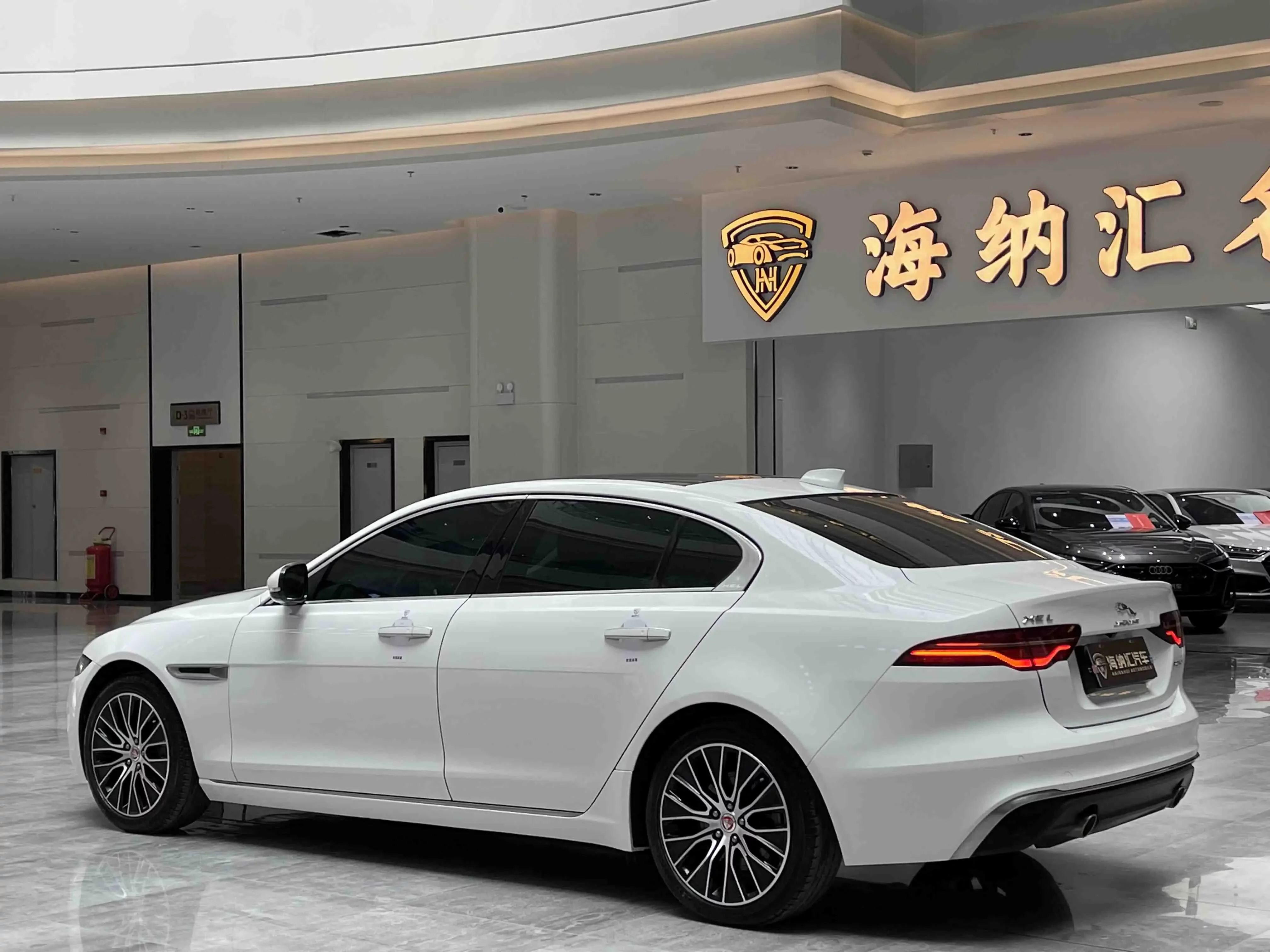 Jaguar XEL