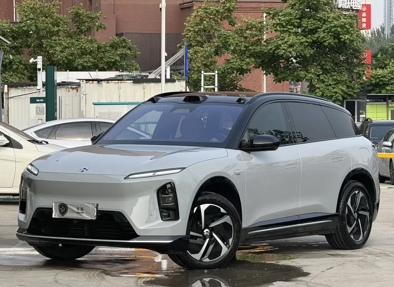 NIO ES6