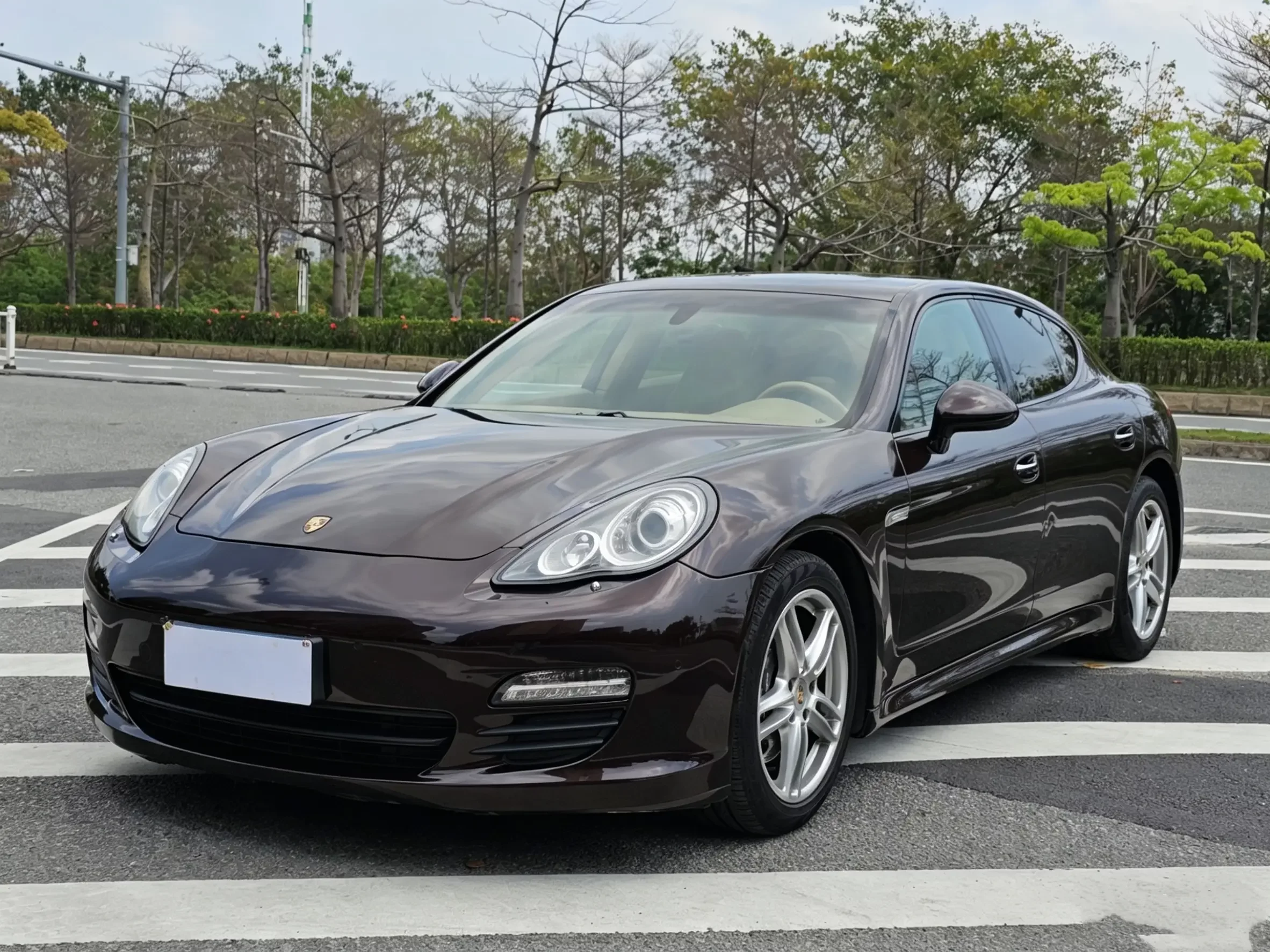 Porsche Panamera  из Китая
