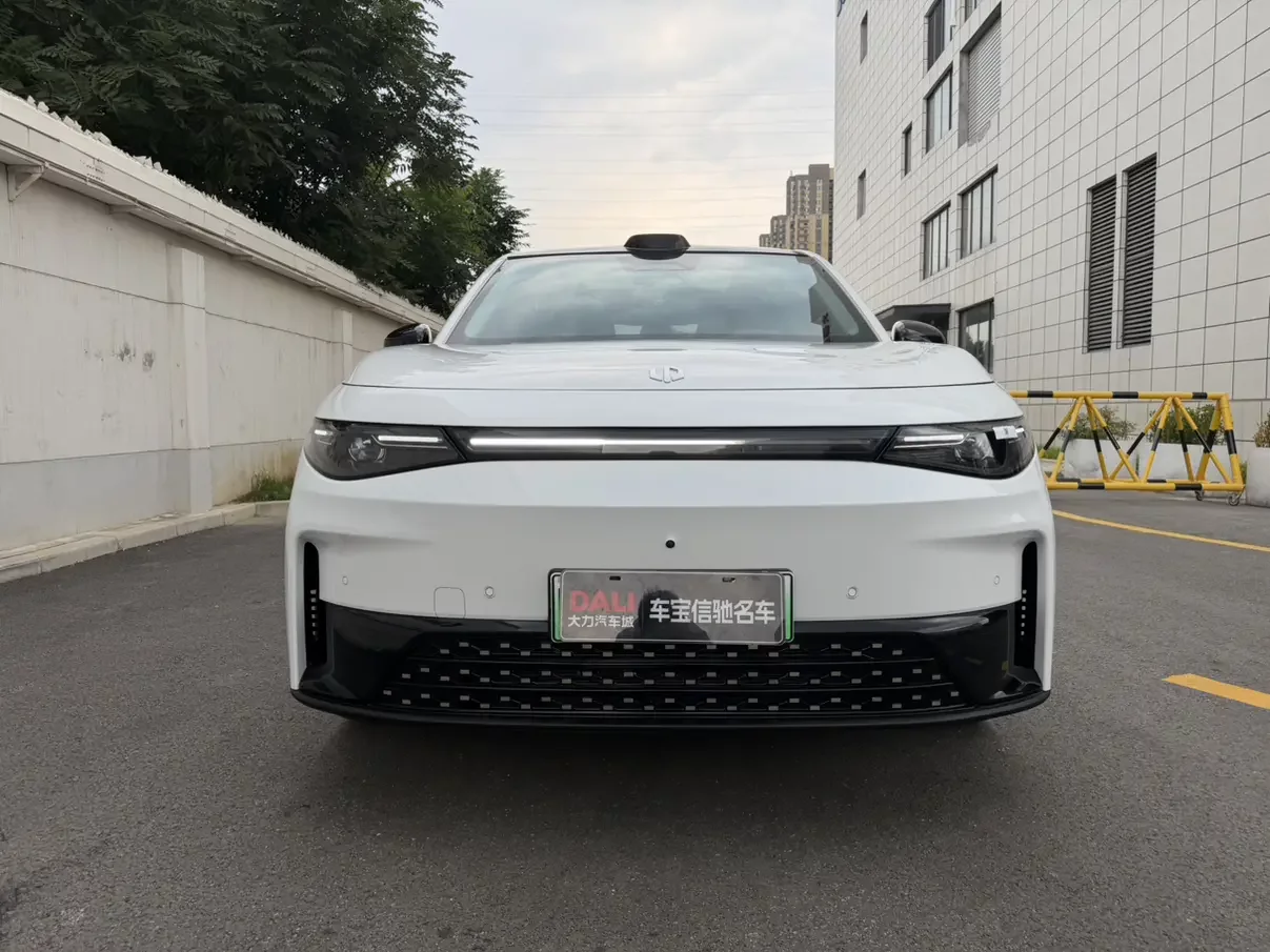 Leapmotor Zero running C10