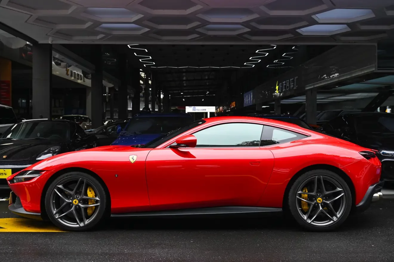 Ferrari Roma