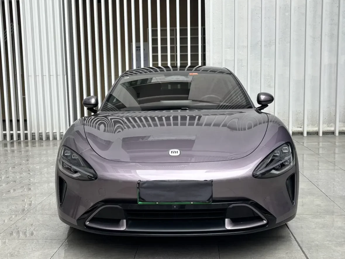 Xiaomi car Xiaomi SU7  из Китая