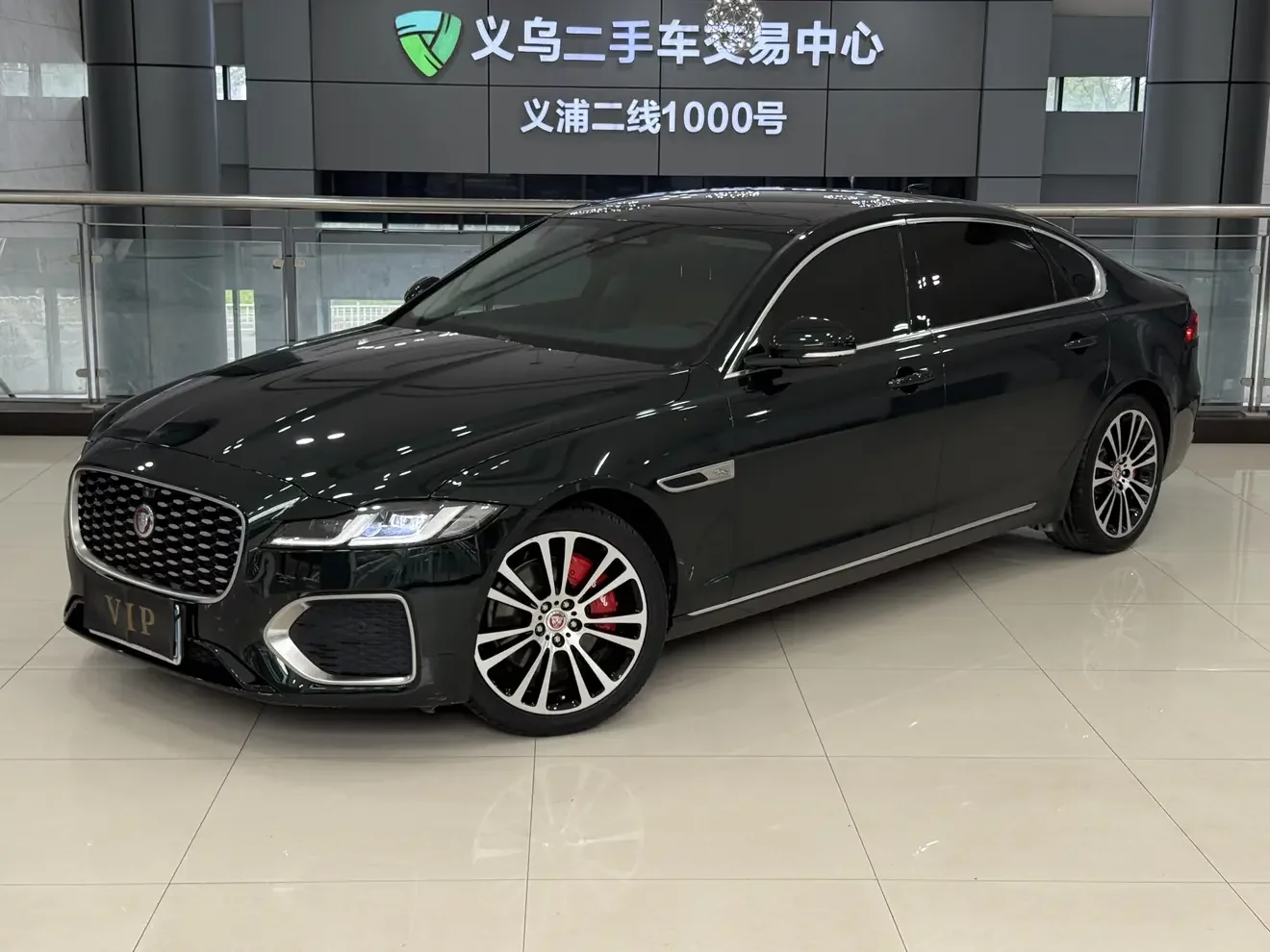 Jaguar XFL  из Китая
