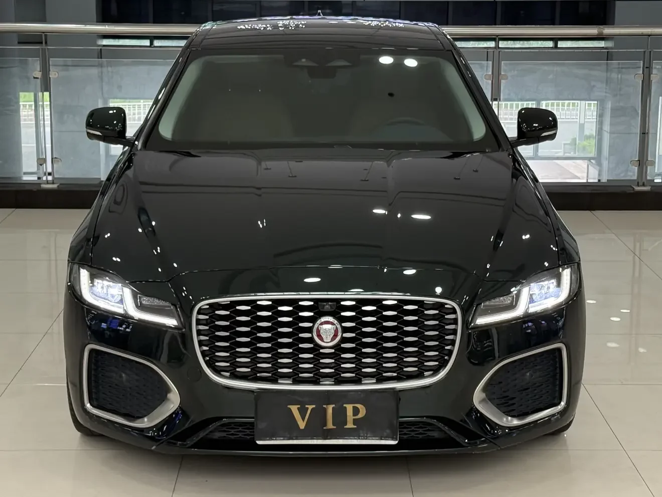 Jaguar XFL  из Китая