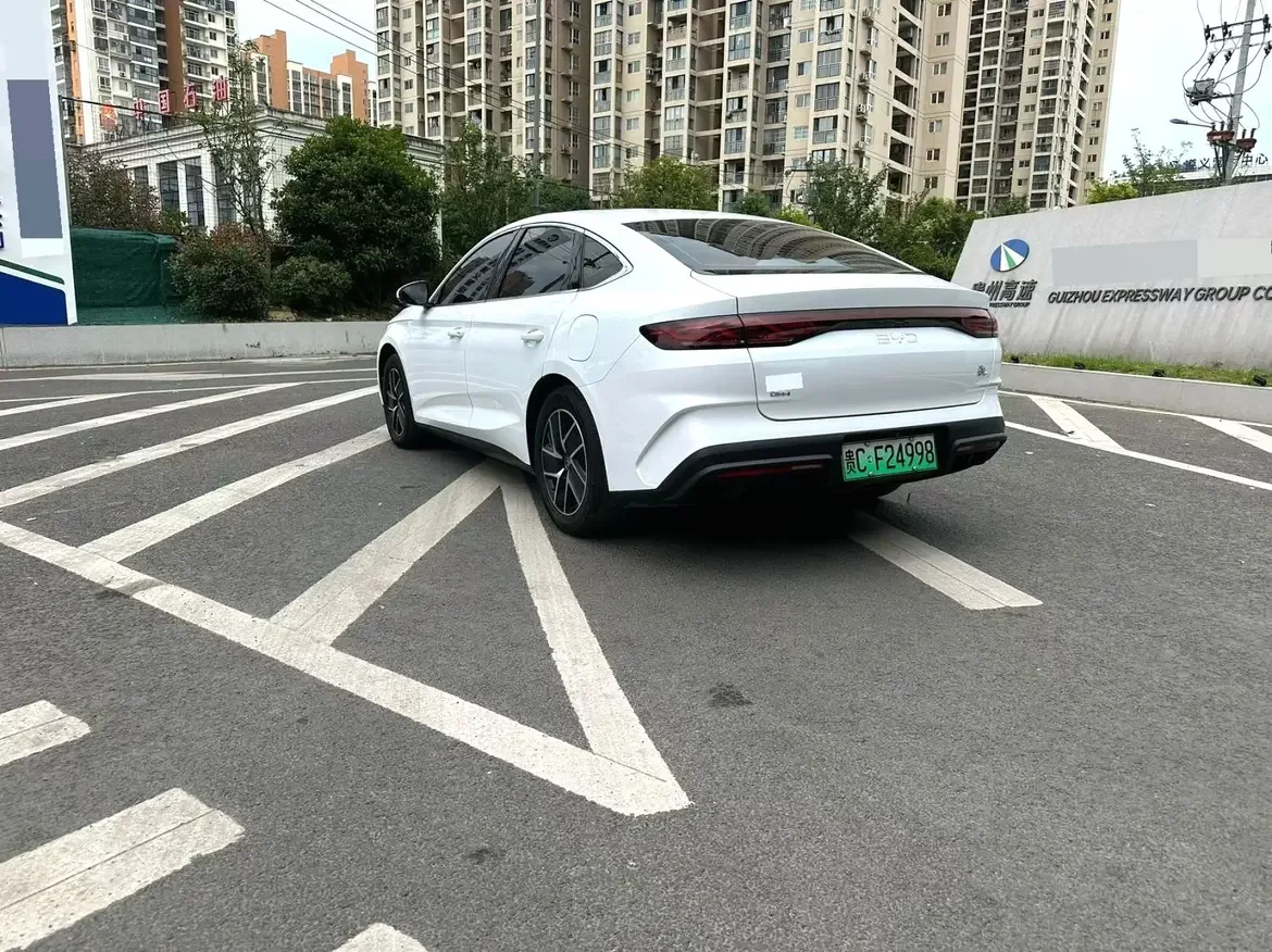 BYD Qin L DM