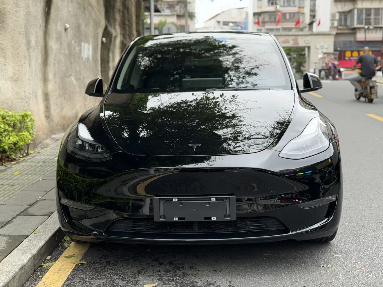 Tesla Model Y  из Китая