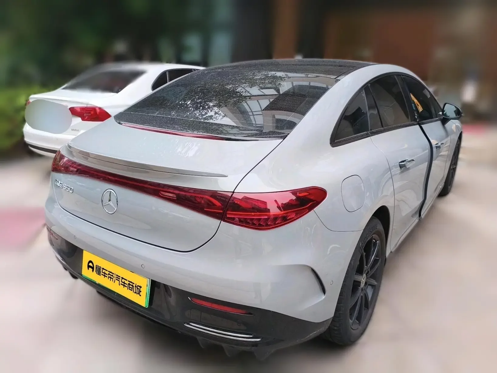 Mercedes-Benz EQE