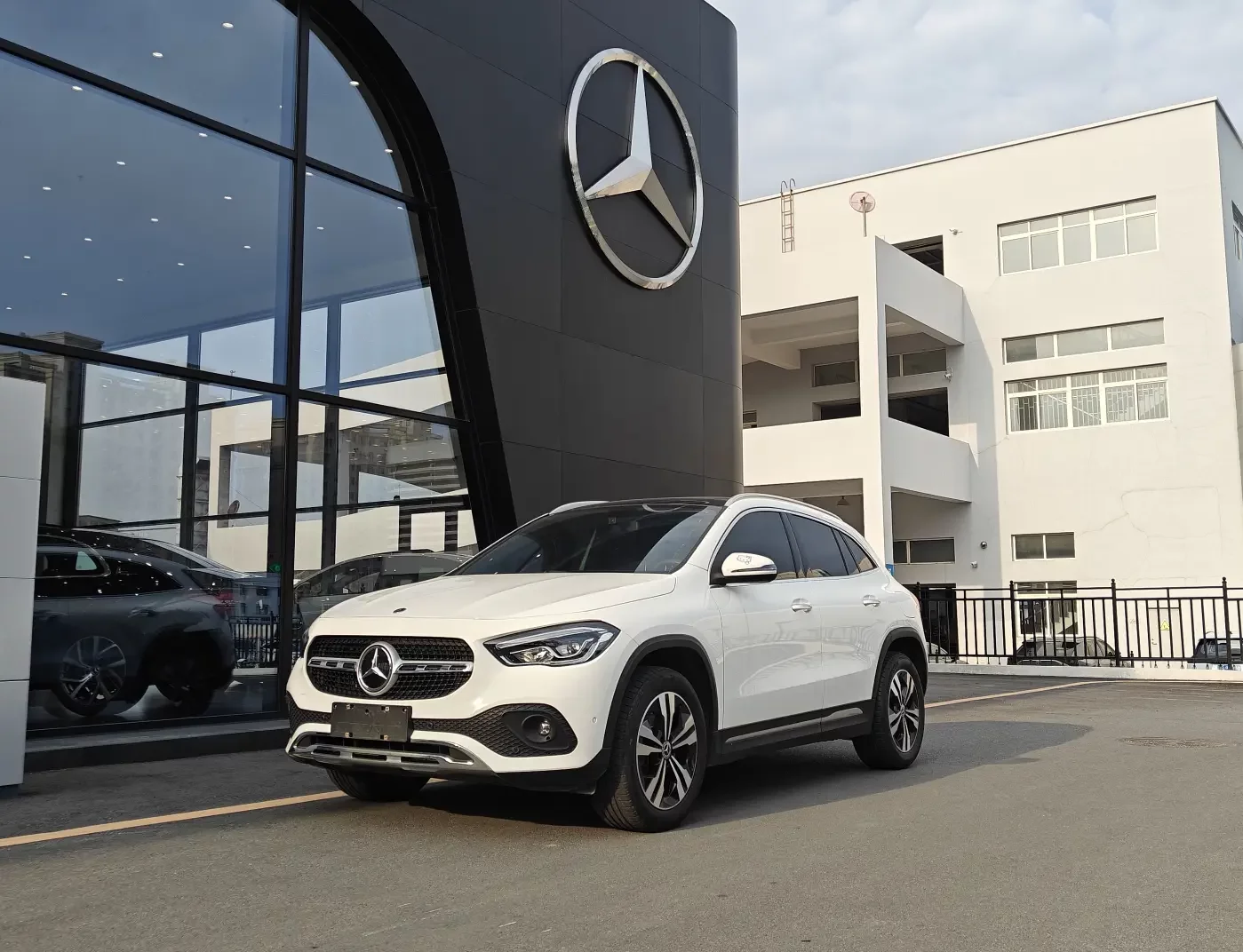 Mercedes-Benz GLA