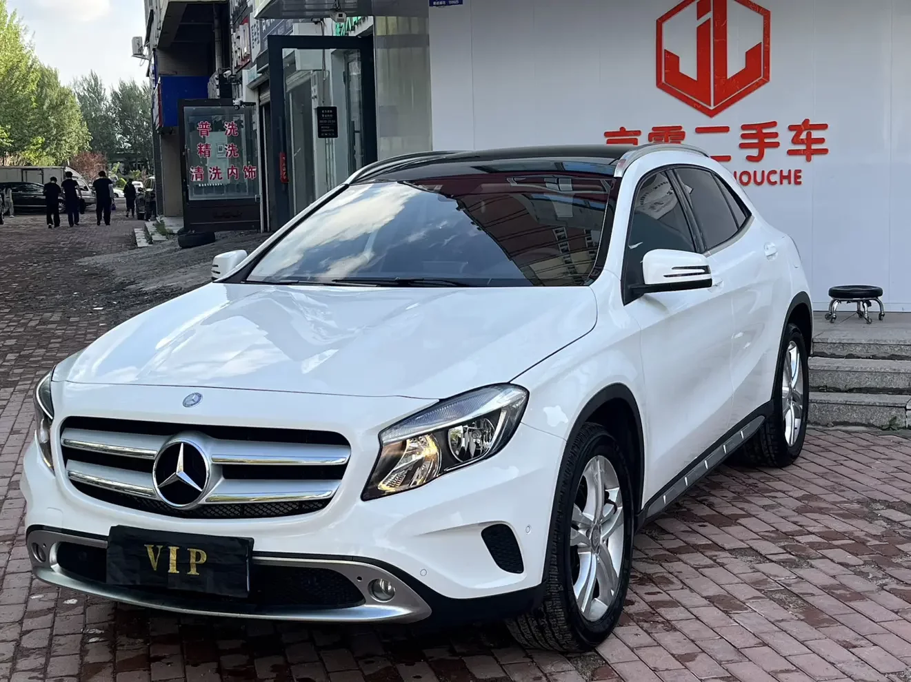 Mercedes-Benz GLA