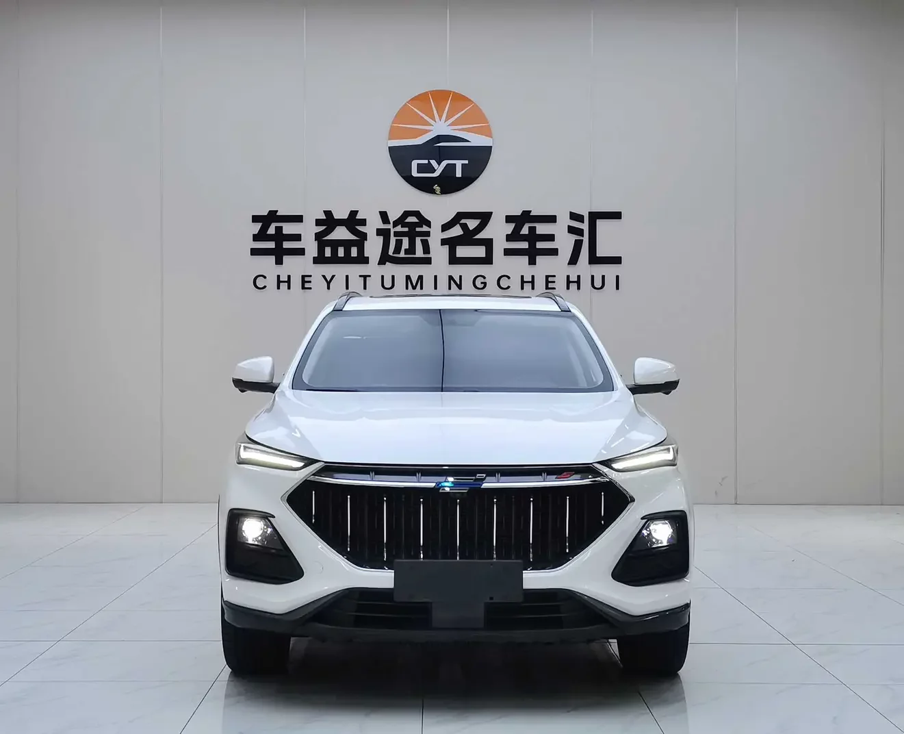 Oshan Changan Auchan X5