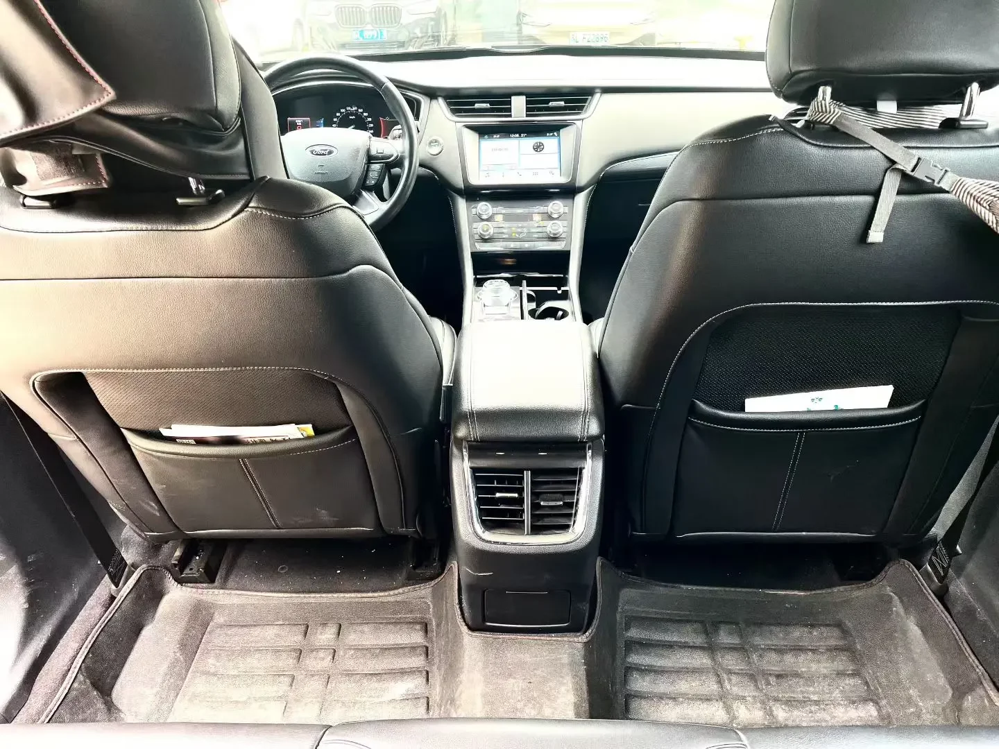 Ford Taurus