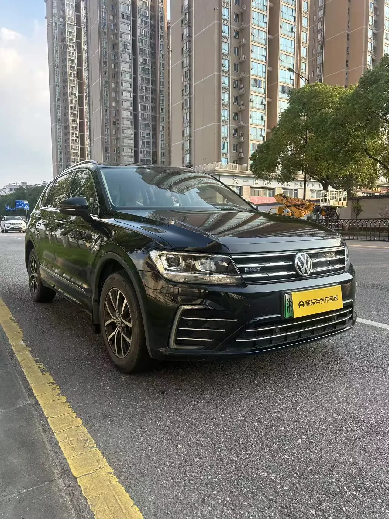 Volkswagen Tiguan L PHEV
