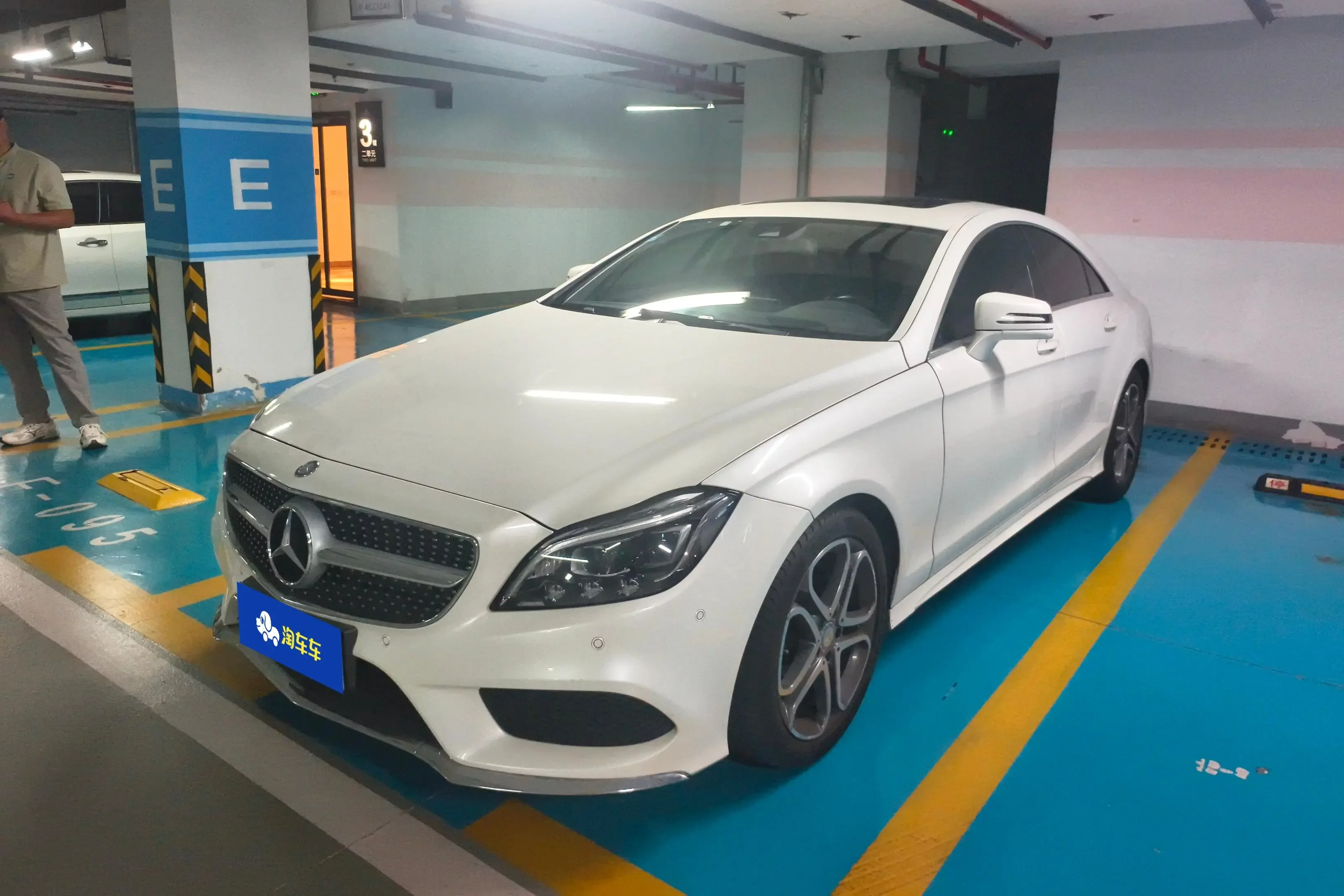 Mercedes-Benz CLS
