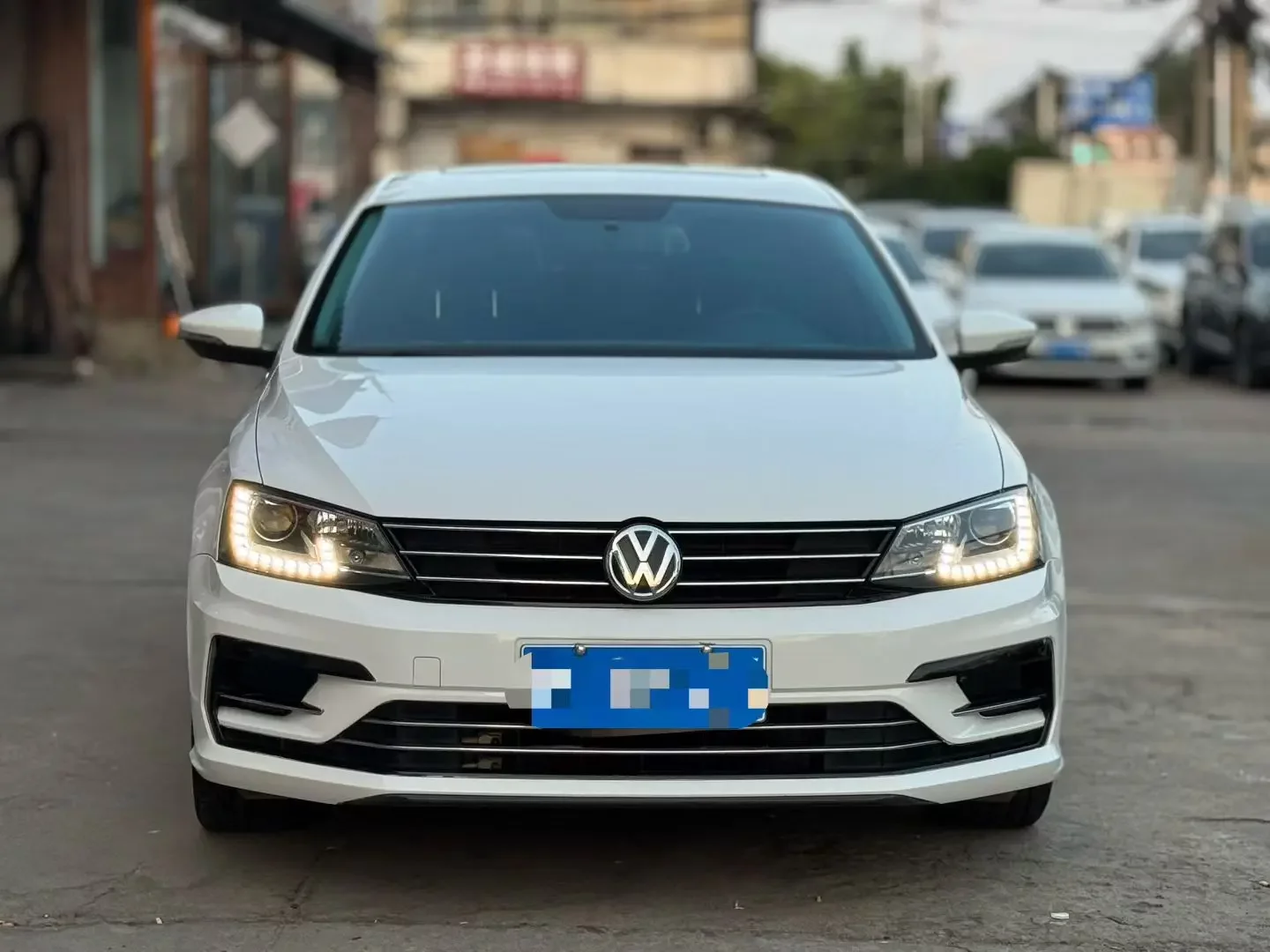 Volkswagen Sagitar