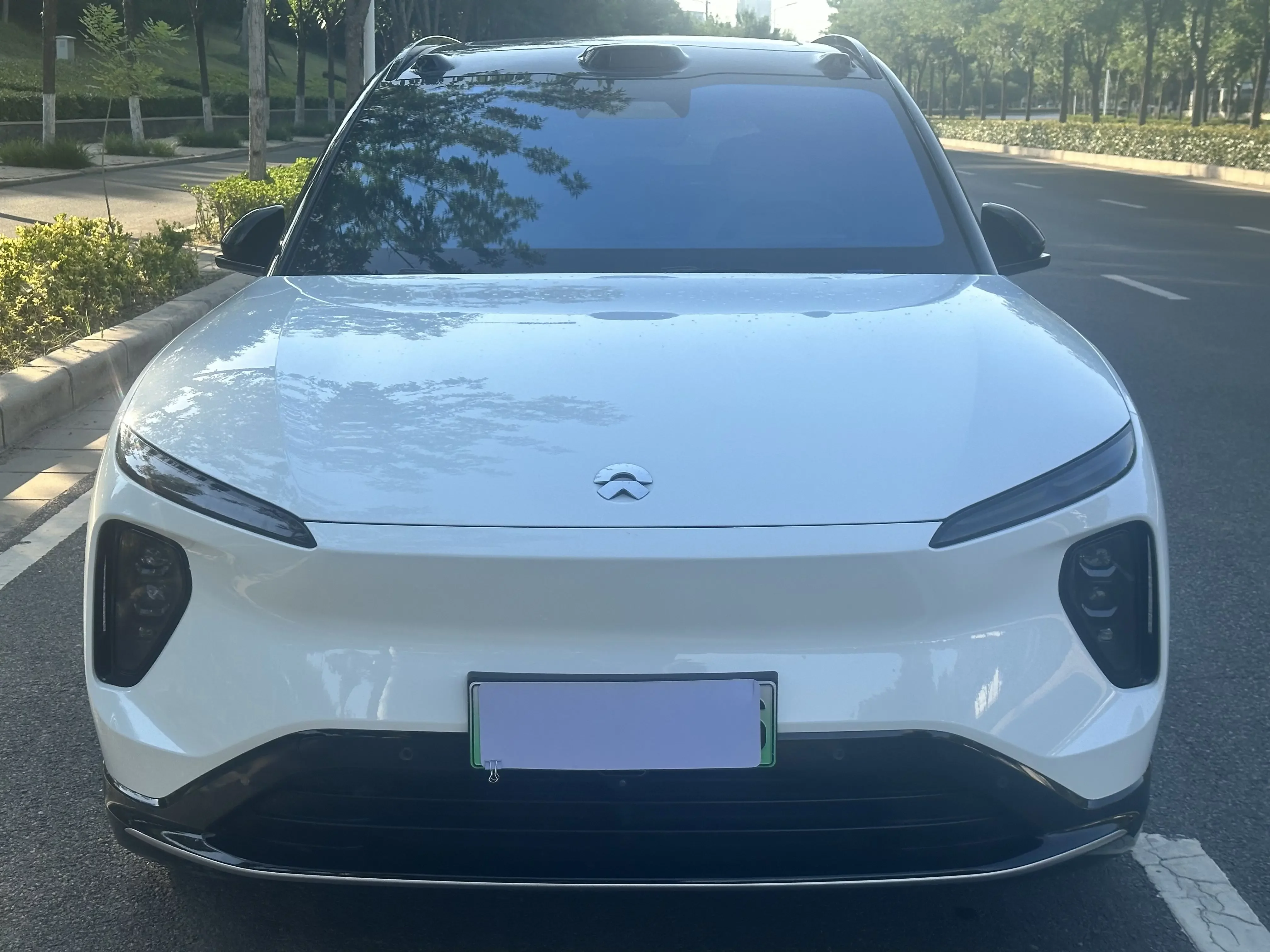 NIO ES6