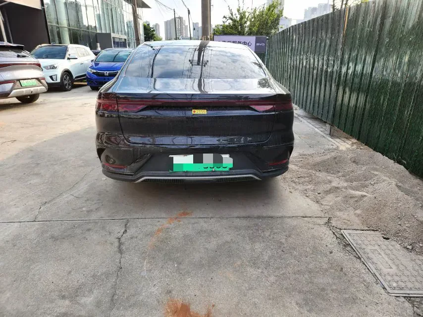 BYD Han EV