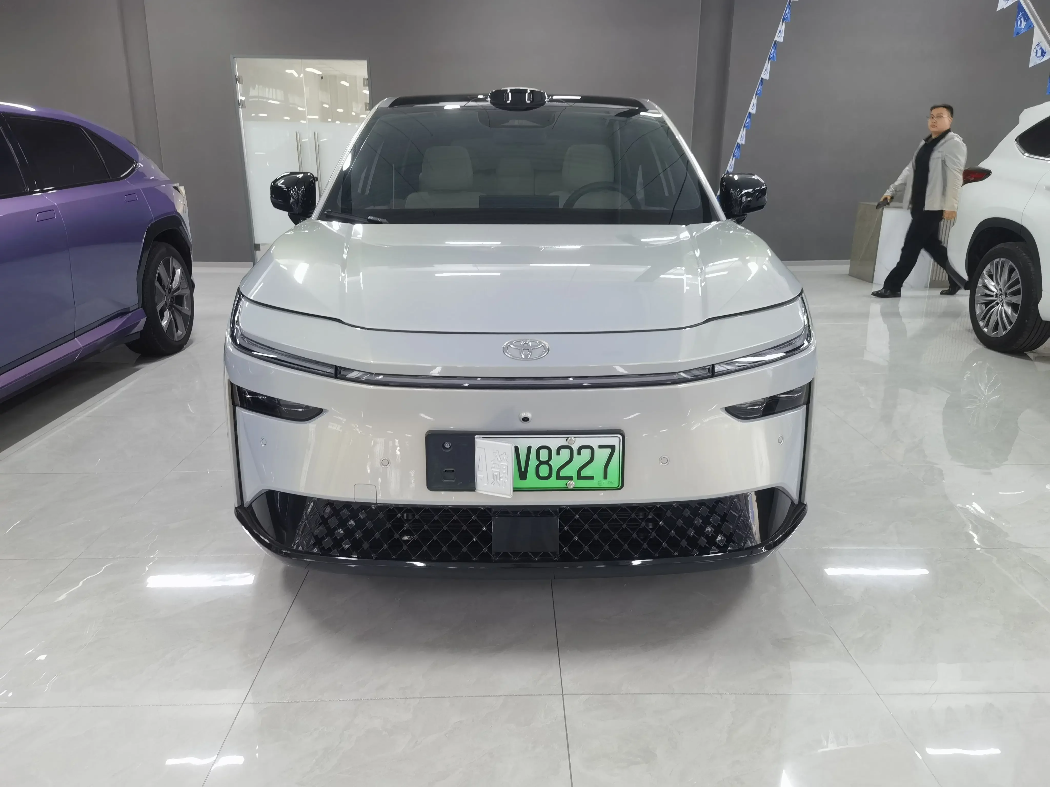Toyota Bozhi 3X