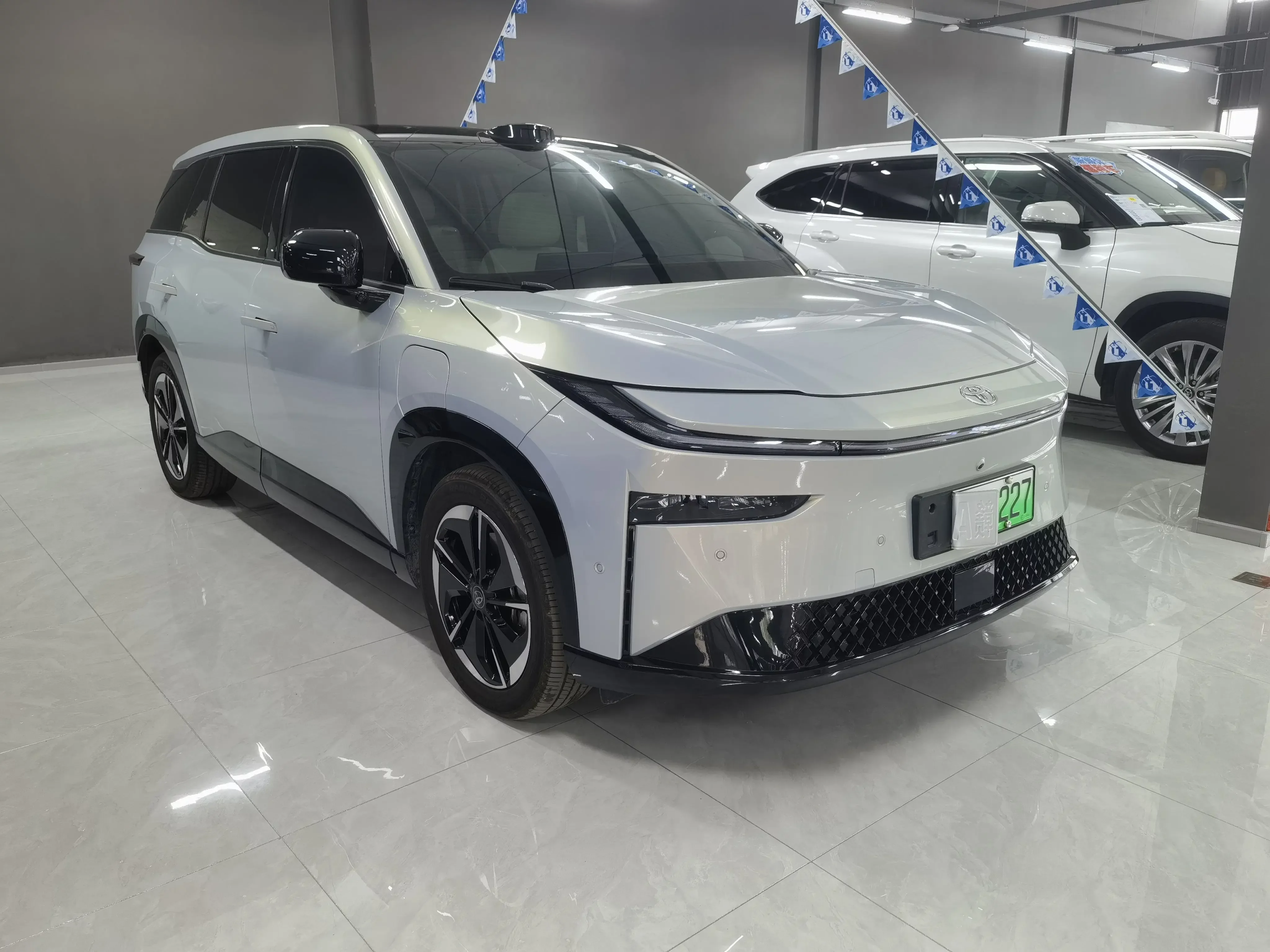 Toyota Bozhi 3X