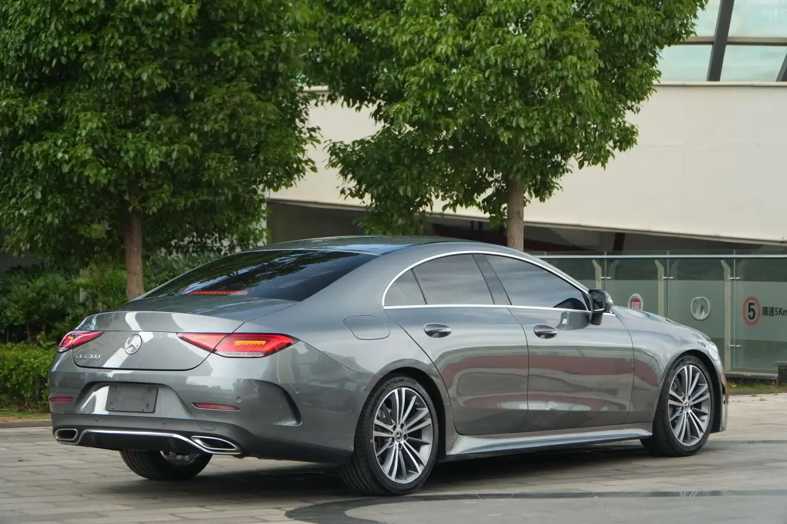 Mercedes-Benz CLS