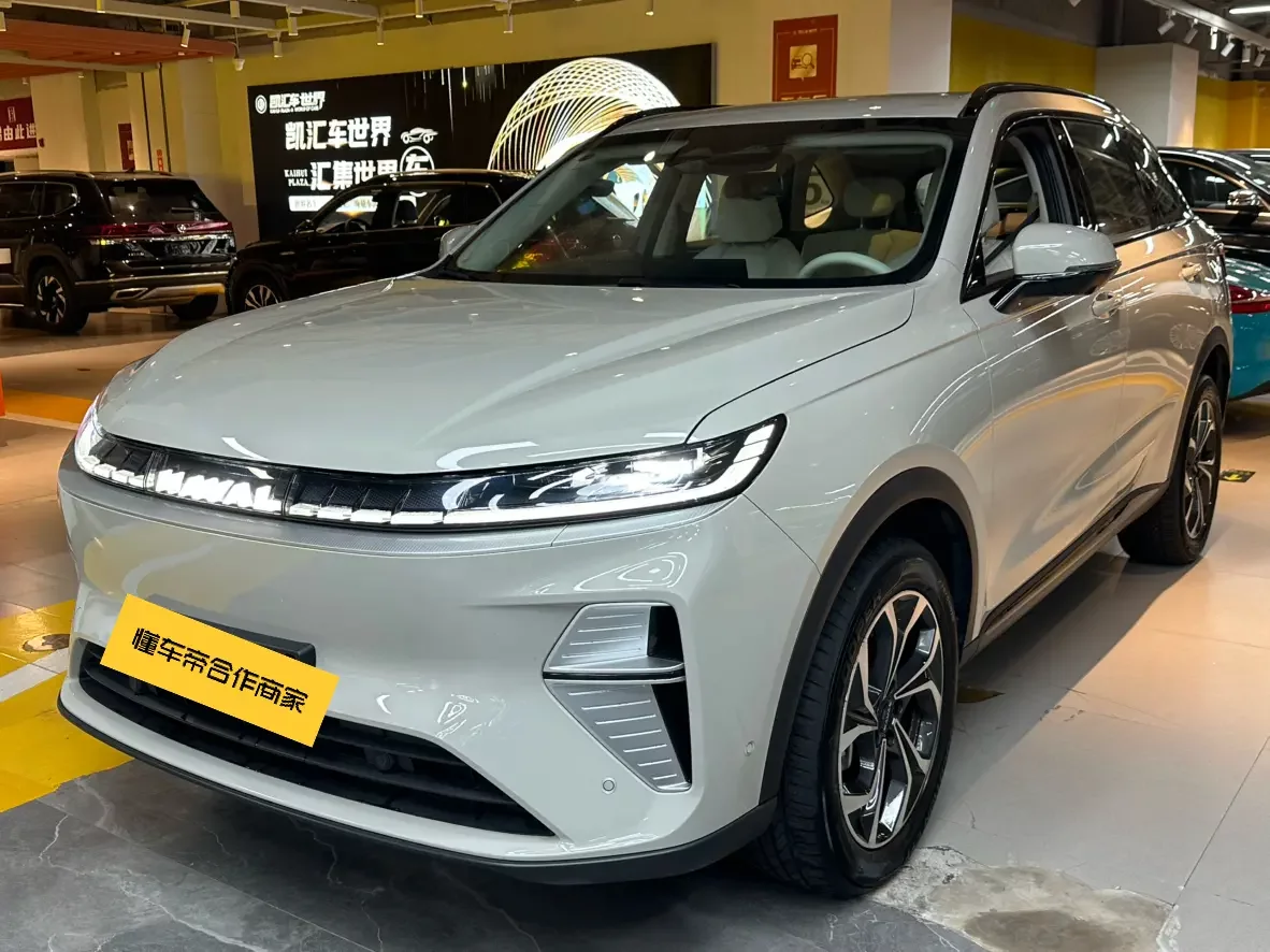 Haval Xiaolong MAX  из Китая