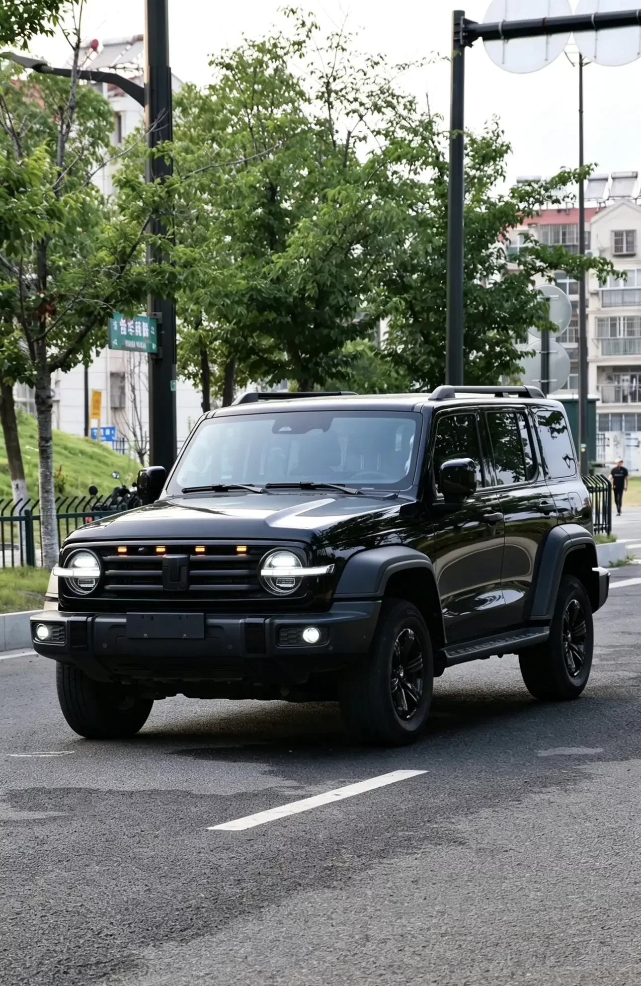 Tank 300