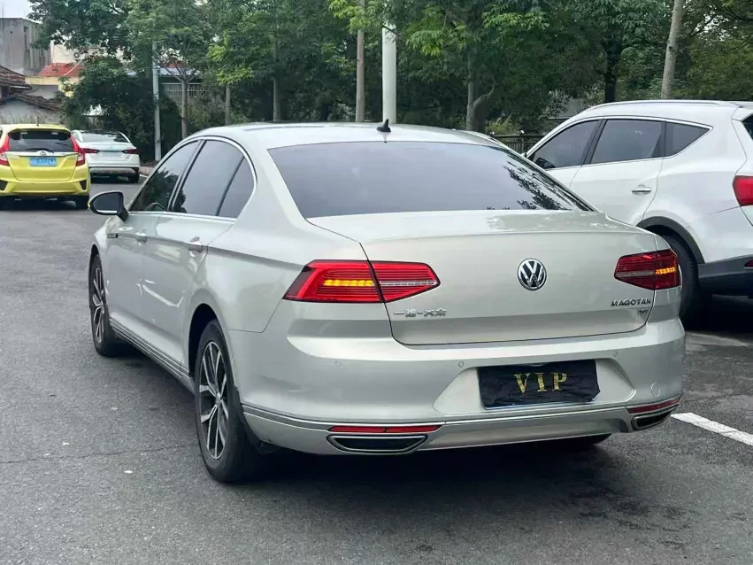 Volkswagen Magotan