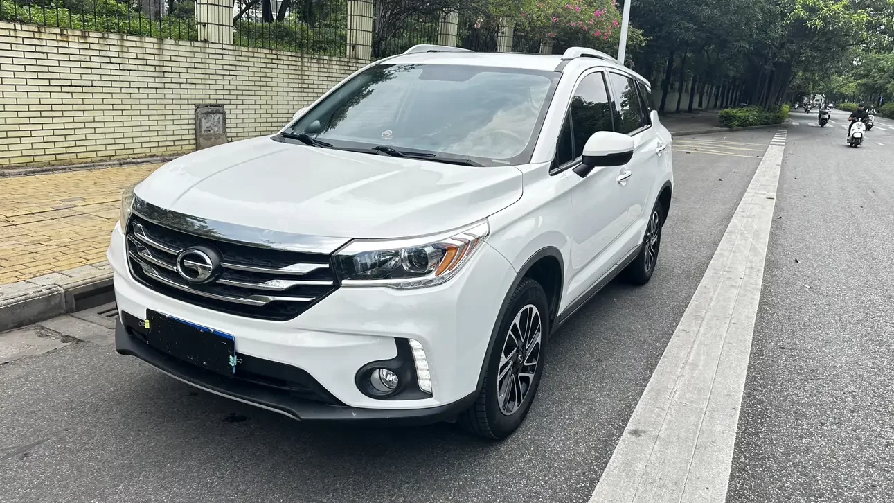 GAC Trumpchi GS4