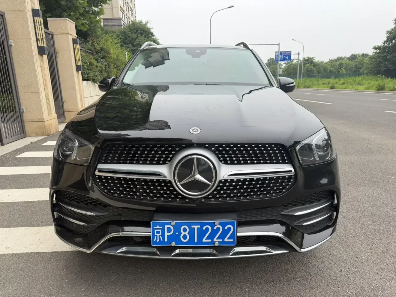 Mercedes-Benz GLE (Imported)
