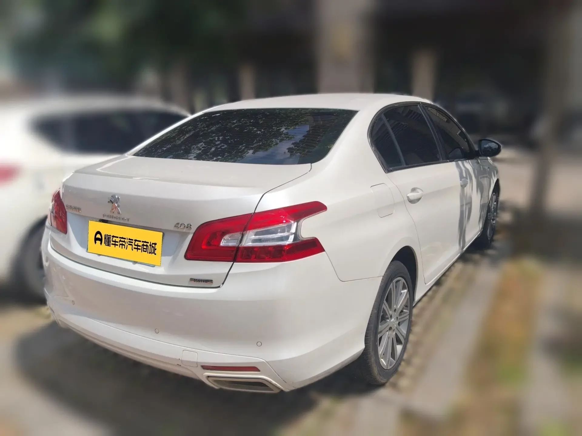 Peugeot 408
