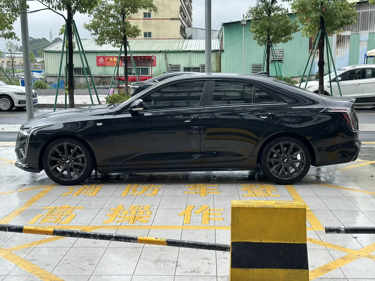 Cadillac CT4