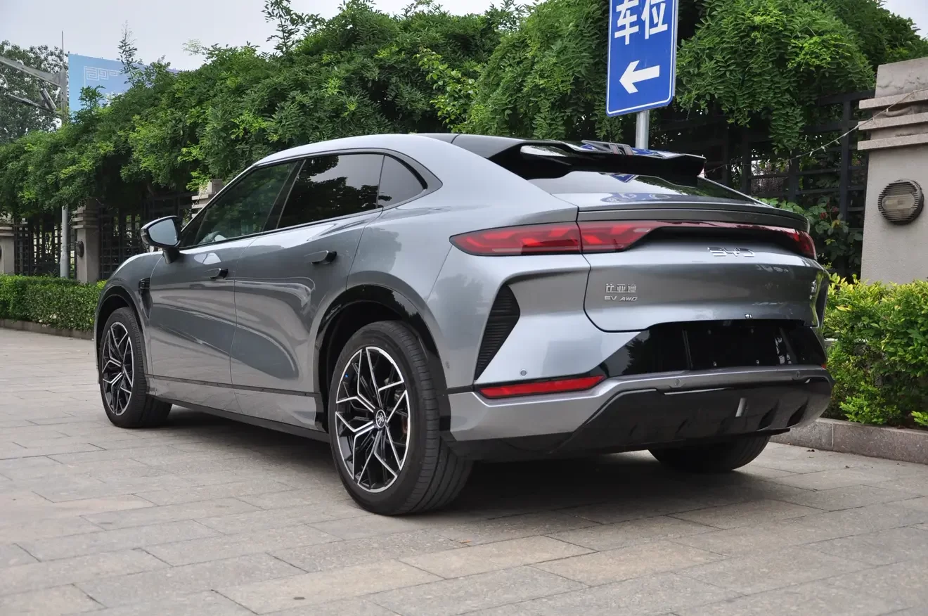 BYD Song L EV