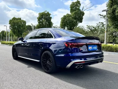 Audi S4