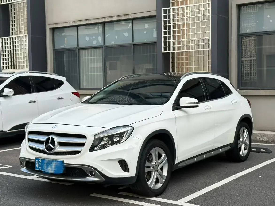 Mercedes-Benz GLA