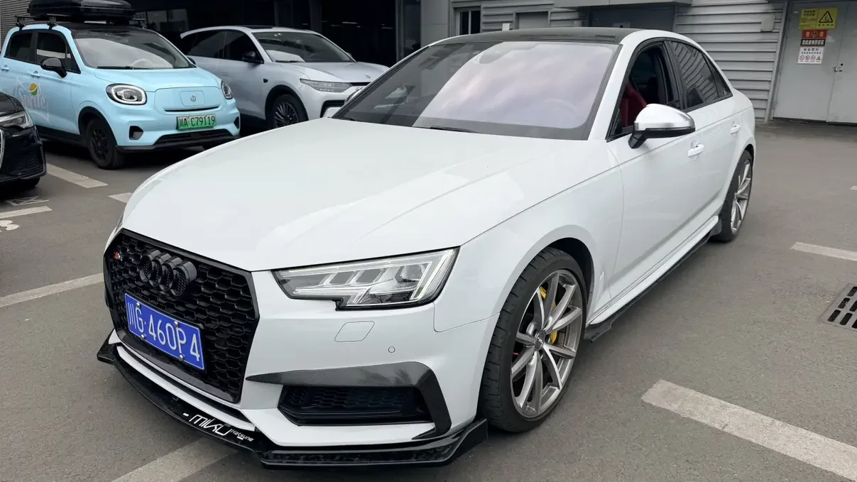 Audi S4