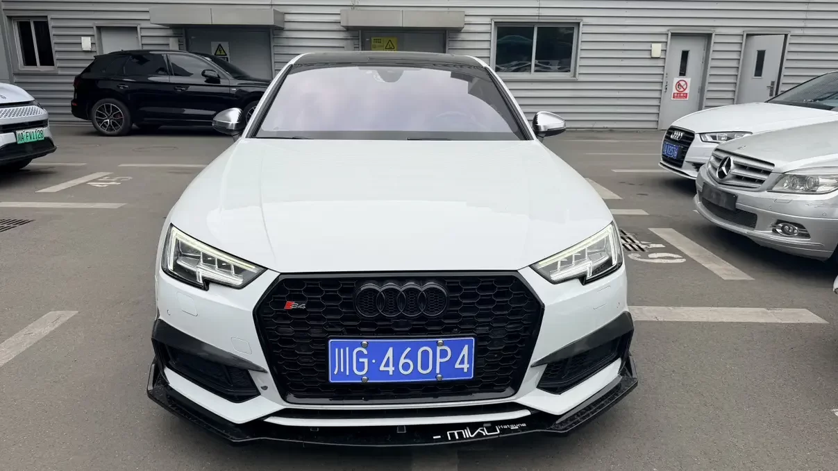 Audi S4