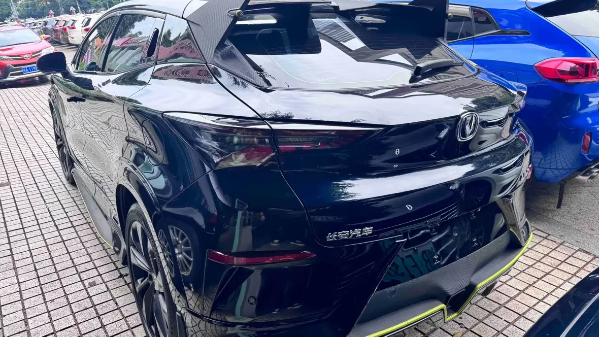 Changan UNI-T  из Китая