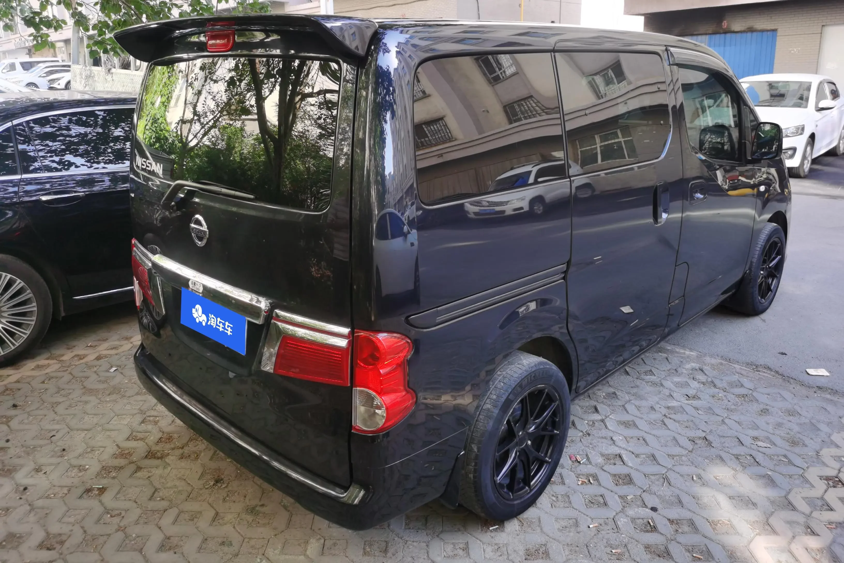 Nissan NV200
