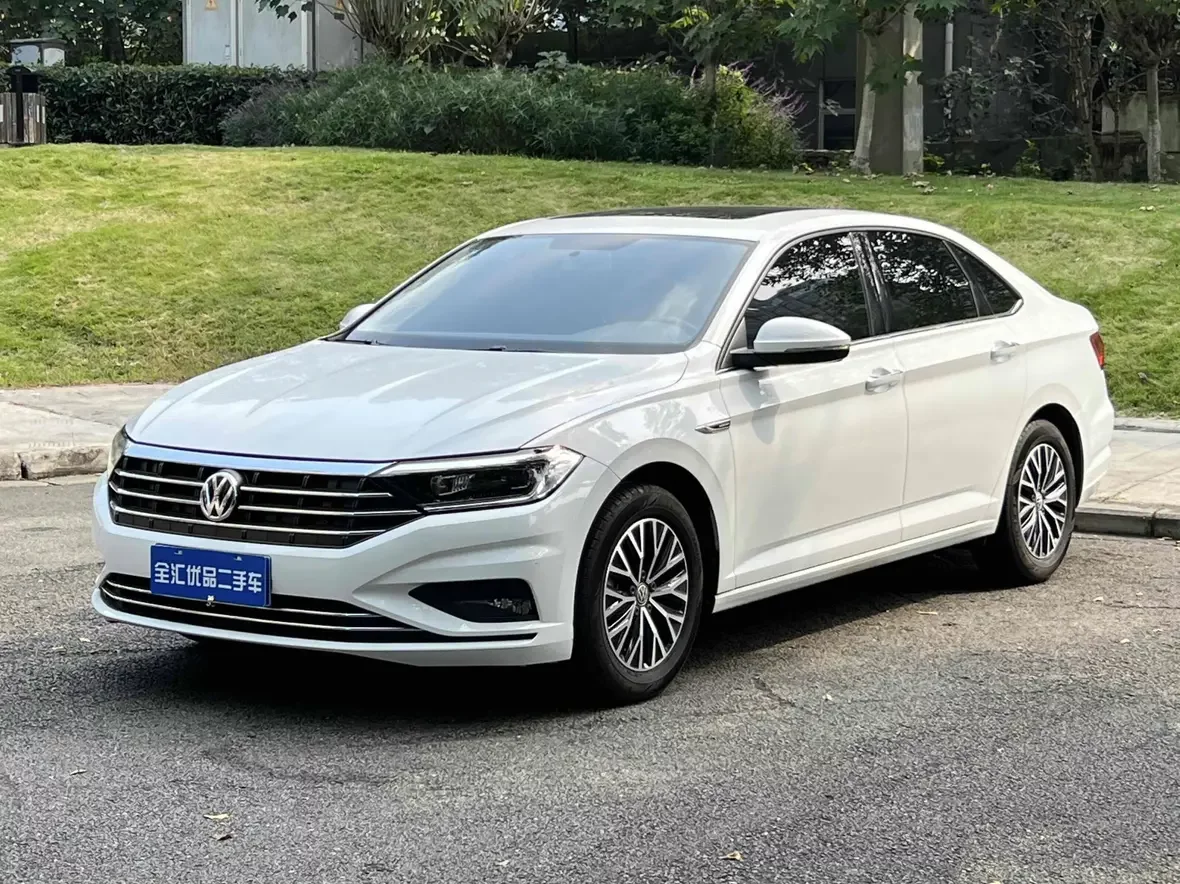 Volkswagen Sagitar