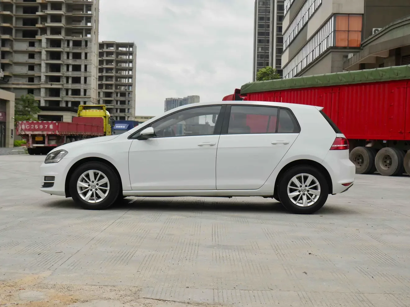 Volkswagen golf