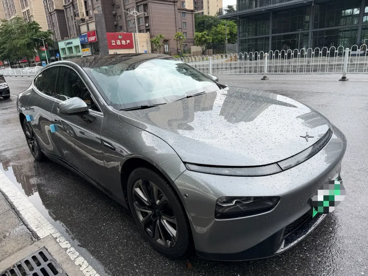 Xpeng P7
