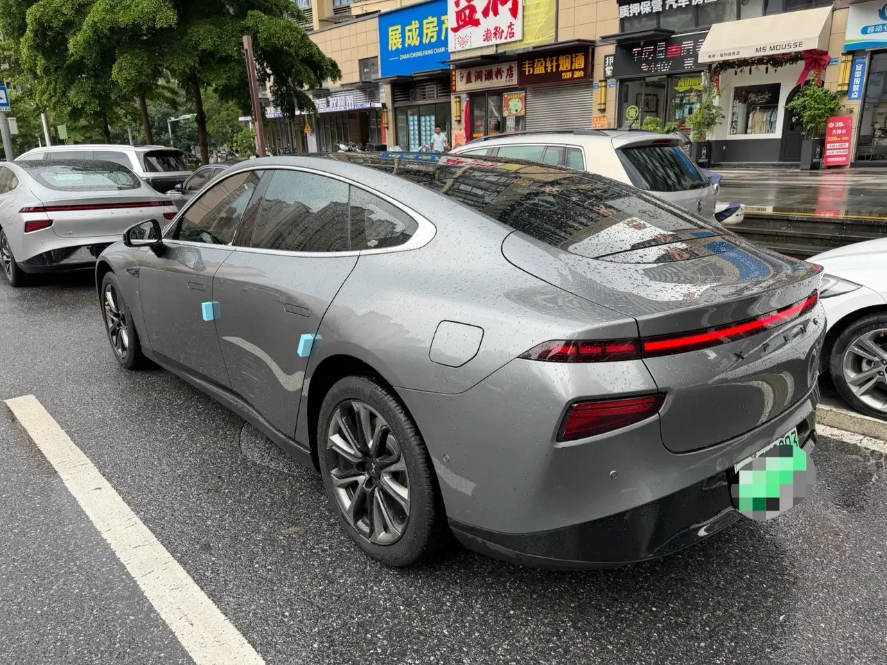 Xpeng P7