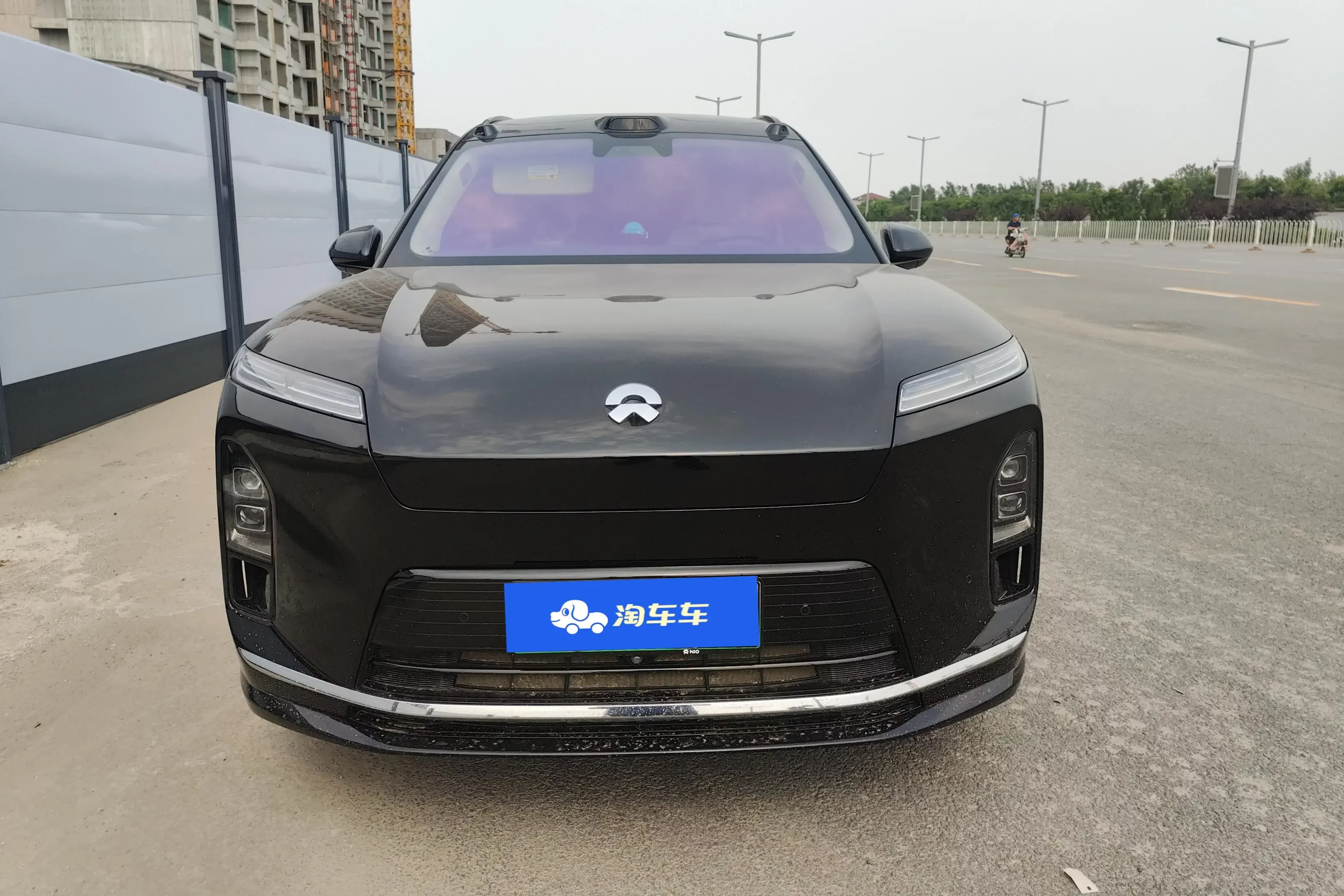 NIO ES8  из Китая