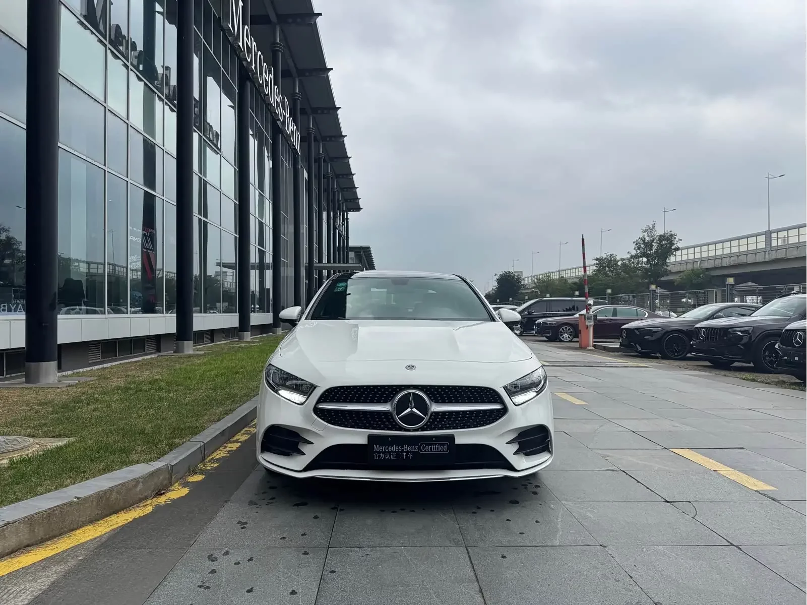 Mercedes-Benz A Class  из Китая