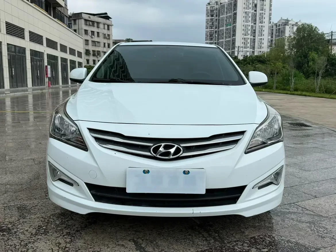 Hyundai Verna