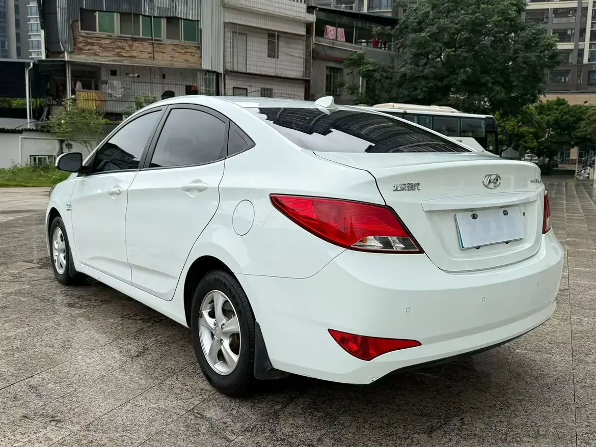 Hyundai Verna