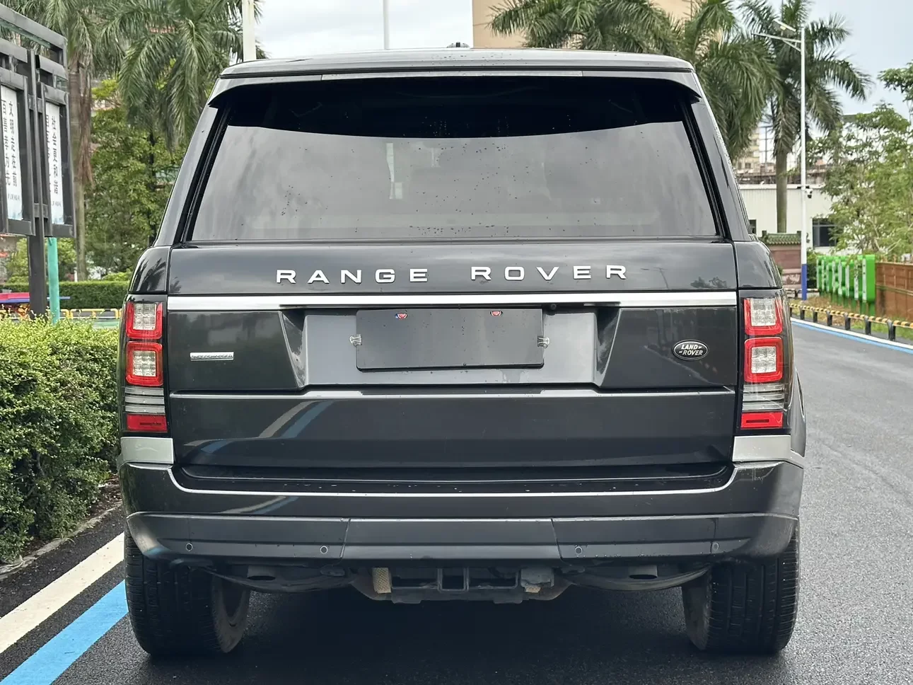 Land Rover range rover